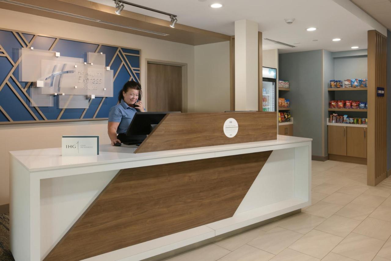 Holiday Inn Express & Suites - Williamstown - Glassboro By Ihg Exteriör bild