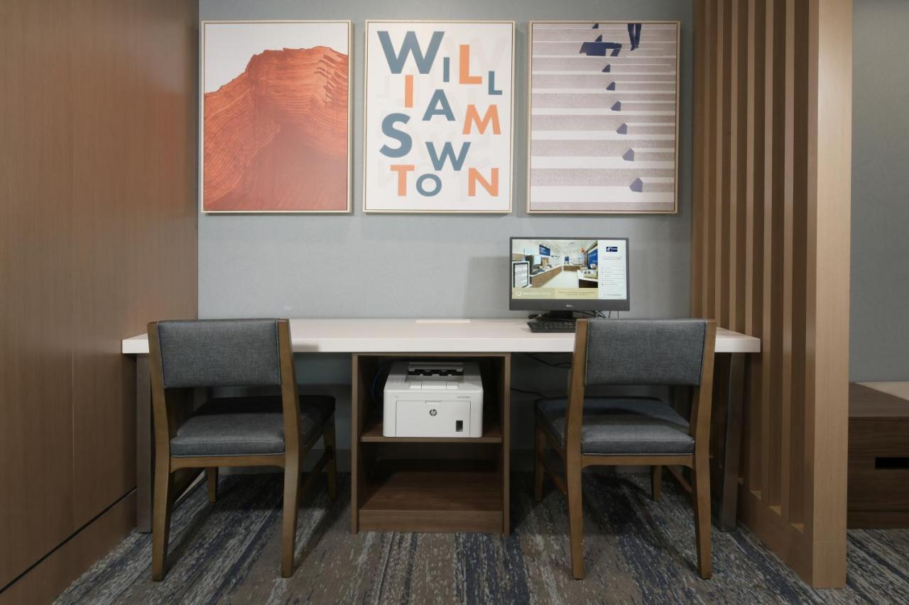 Holiday Inn Express & Suites - Williamstown - Glassboro By Ihg Exteriör bild
