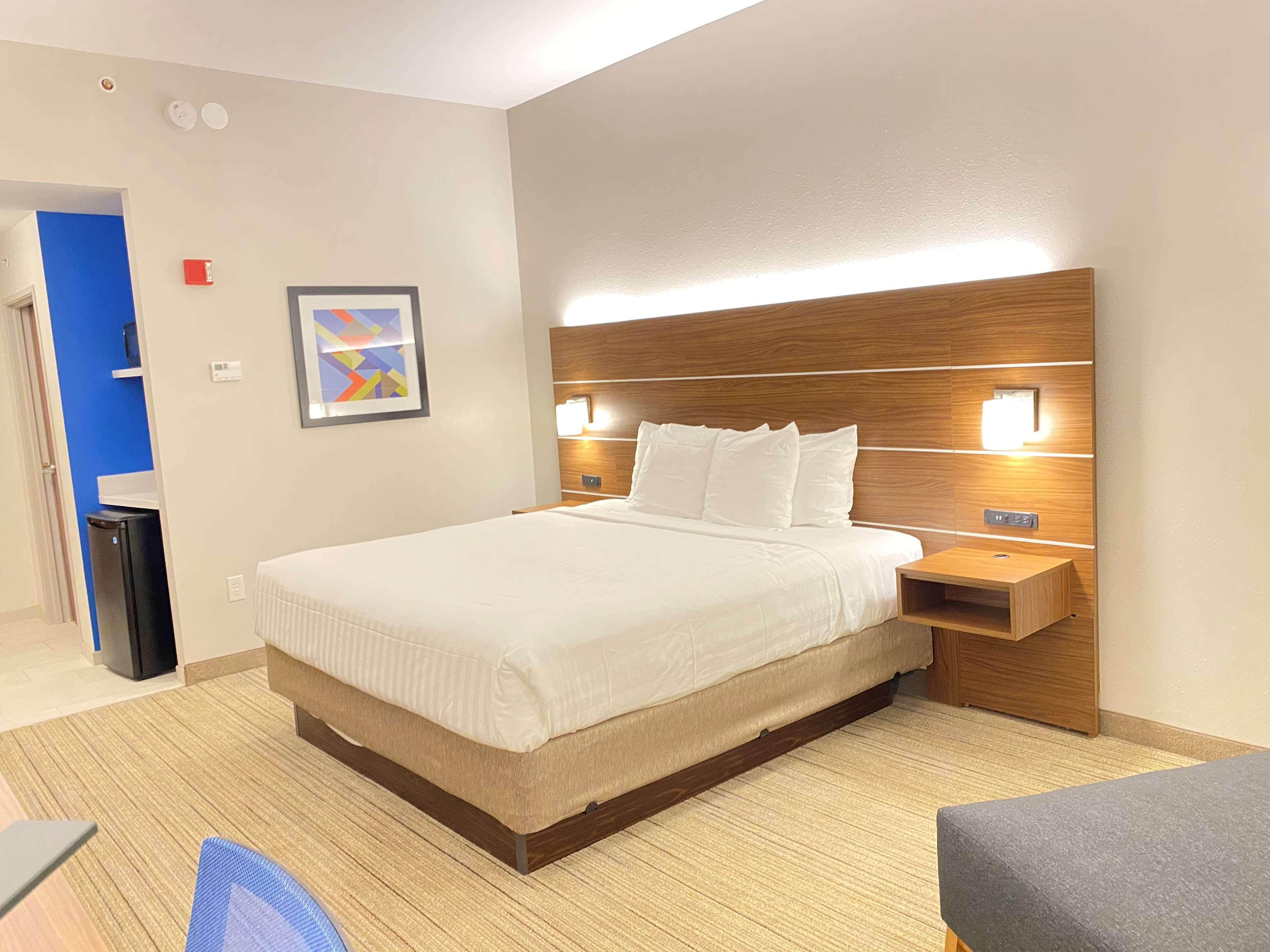 Holiday Inn Express & Suites - Williamstown - Glassboro By Ihg Exteriör bild