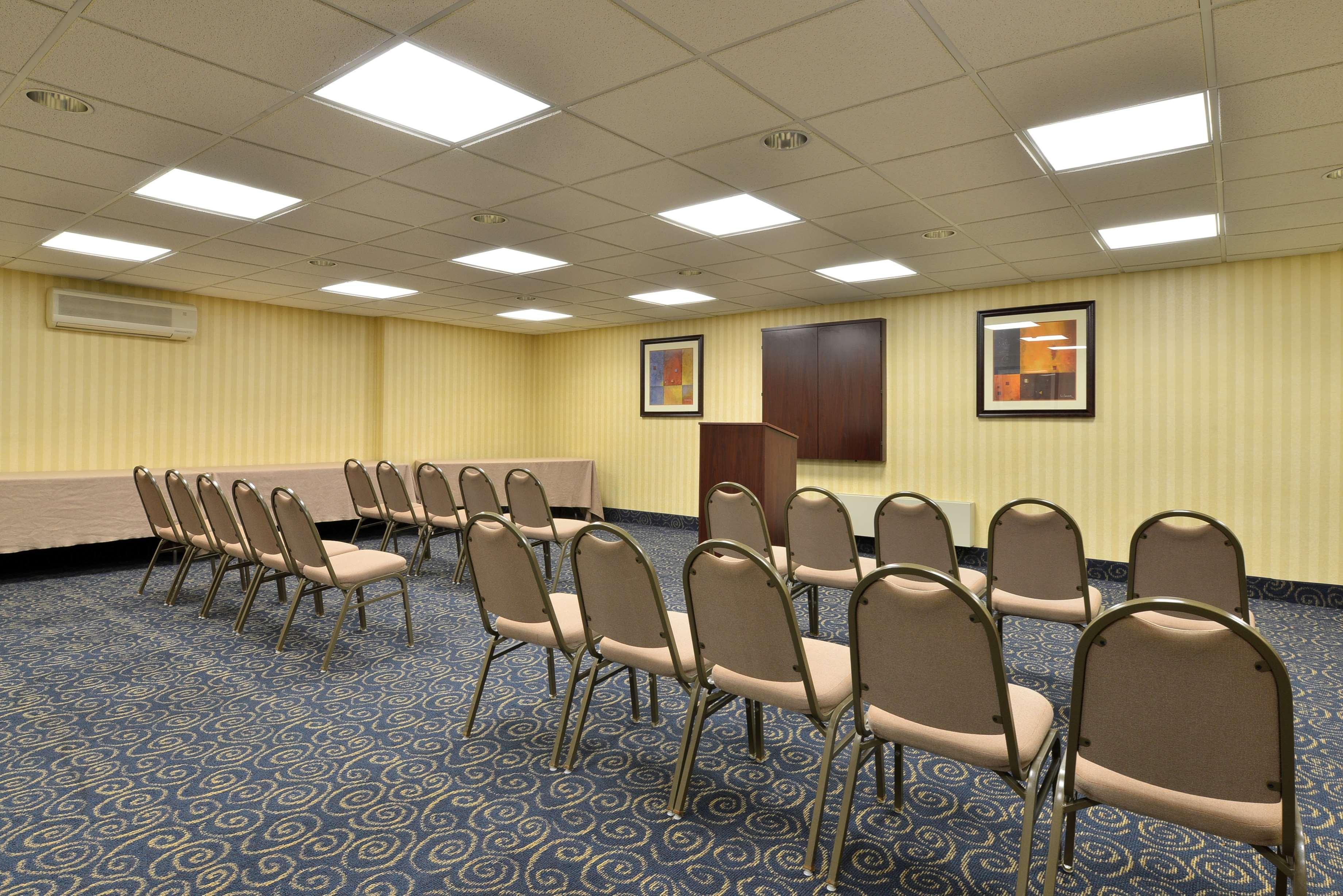 Holiday Inn Express & Suites - Williamstown - Glassboro By Ihg Exteriör bild